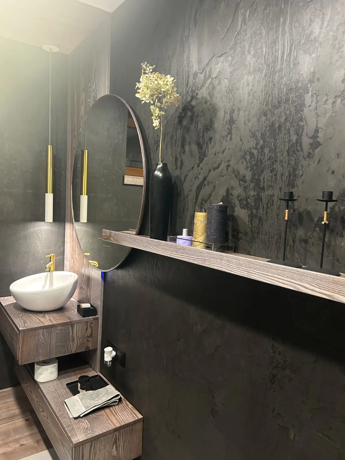 Luxury Stone Veneer Interior